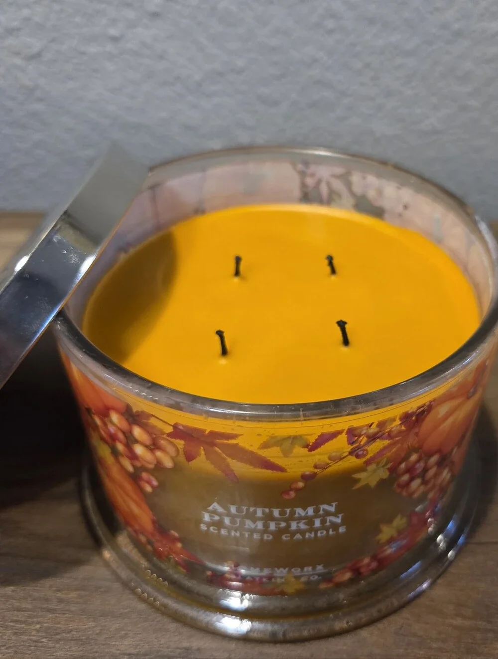 Homeworx Slatkin & Co. Autumn Pumpkin Candle -Tested